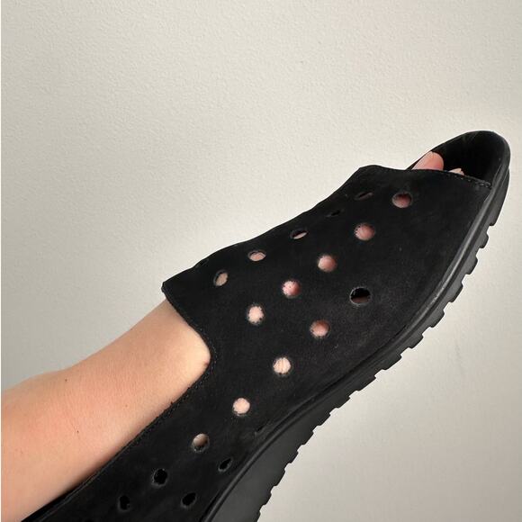 VANELi Black Cut- Out Suede Sandals Size 8.5 - Picture 6 of 11